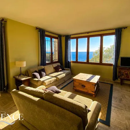 Villa Vue Mer 4 Pieces Et Jardin Villa Le Lavandou